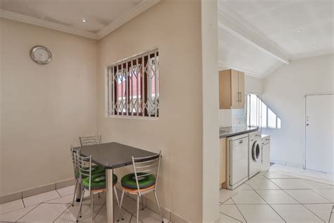 3 Bedroom House For Sale In Rivonia Re Max™ Of Southern Africa