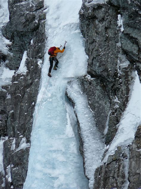 Mountainz Scottish Winter Mountaineering And Climbing Courses