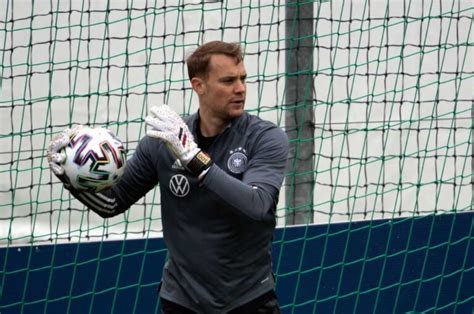 Neuer 100 partidos con la selección alemana Candás 365