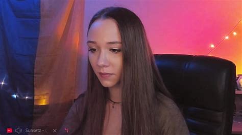 Someone Real Naked Stripping On Cam For Live Sex Video Chat Igirls