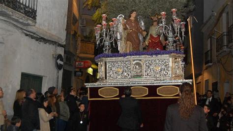 Las imágenes del Lunes Santo en Granada