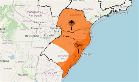 Alerta Laranja Para Tempestade Chuva Volumosa E Rajadas De Vento Para