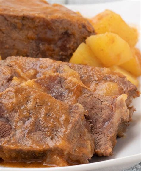 Arrosto Con Patate E Cipolle Elena Laudicina Pomi Italia