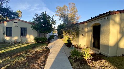 146 Bungalow Court At 940 948 N Raymond Avenue Pasadena Etan Does La