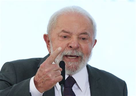 Lula Critica Juro De 13 75 E Fala Em Seguir Batendo No Banco Central