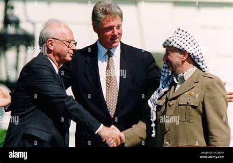 Bill Clinton Yitzhak Rabin Yasser Arafat At The White House 1993 09