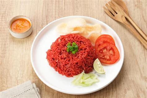 Nasi Goreng Merah Comida Tradicional De Makassar Indonesia Arroz