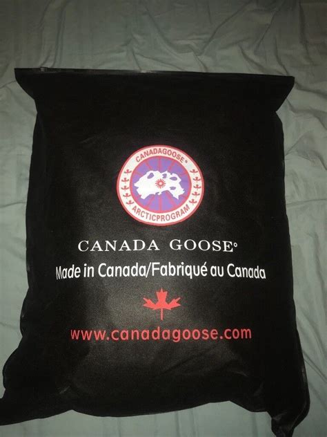 Canada Goose replica with tags.New!!!! Never worn. I do not post it