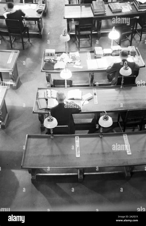 State Library Reading Room Black And White Stock Photos And Images Alamy
