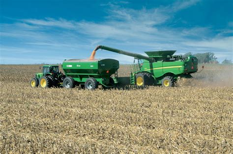 Mundo Agro C Rdoba John Deere Present Las Nuevas Cosechadoras Serie S