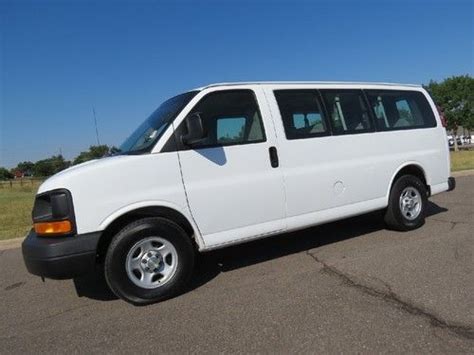 Find Used 2006 Chevrolet Express 1500 Awd 11 Passenger Van 1 Owner Fleet Non Smoker Clean In