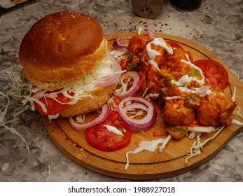 Veg Schezwan Momos Corn Aloo Tikki