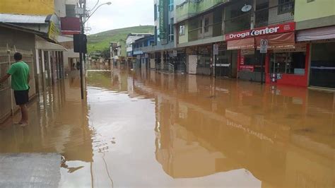 Rio Transborda E Deixa Ruas E Avenidas De S O Jos Do Cal Ado Alagadas