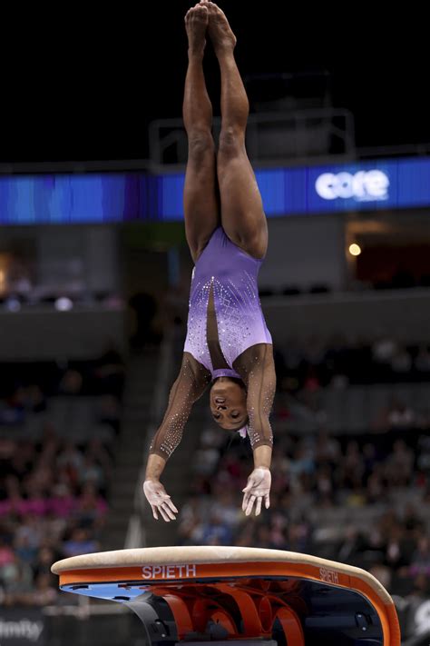 Simone Biles Wows On Vault While Surging To The Lead At The Us Gymnastics Championships