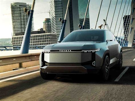 Toyota provides sneak peek into Land Cruiser SE concept SUV ahead of ...