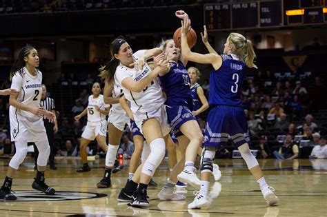 Vanderbilt Women’s Basketball drops opener to North Alabama 74-71 - The ...