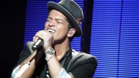 Bruno Mars Live Hd Brixton Academy Nothing On You 231011 Youtube