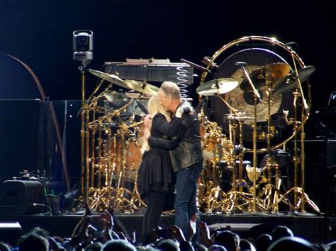 Fleetwood Mac News Photos Fleetwood Mac Live In Newark Nj By