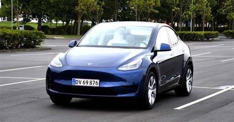 Tesla Model Y smadrer 37 år gammel rekord