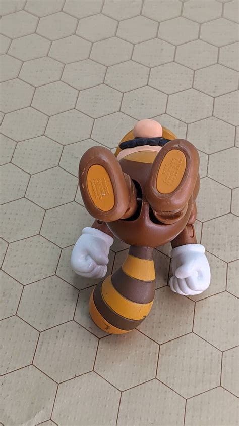 tanooki suit mario super mario bros  world  nintendo figure jakks