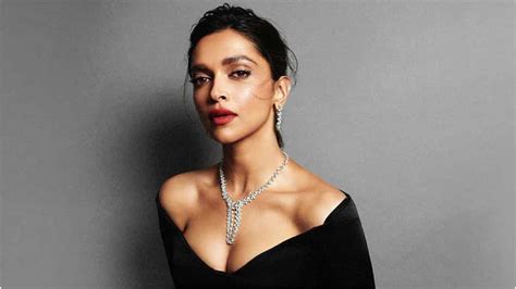 Deepika Padukone Wants To Play Characters Like Wonder Woman And Bat