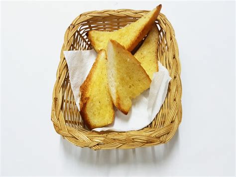 garlic bread mamma mia grill  restaurant