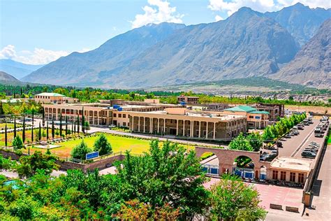 Future Of Students At Stake As Famous Pakistani University On The Verge