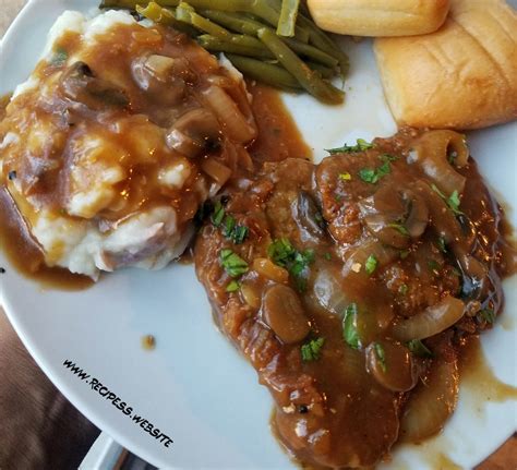 Cubed Steak With Onion Gravy Recipes Website