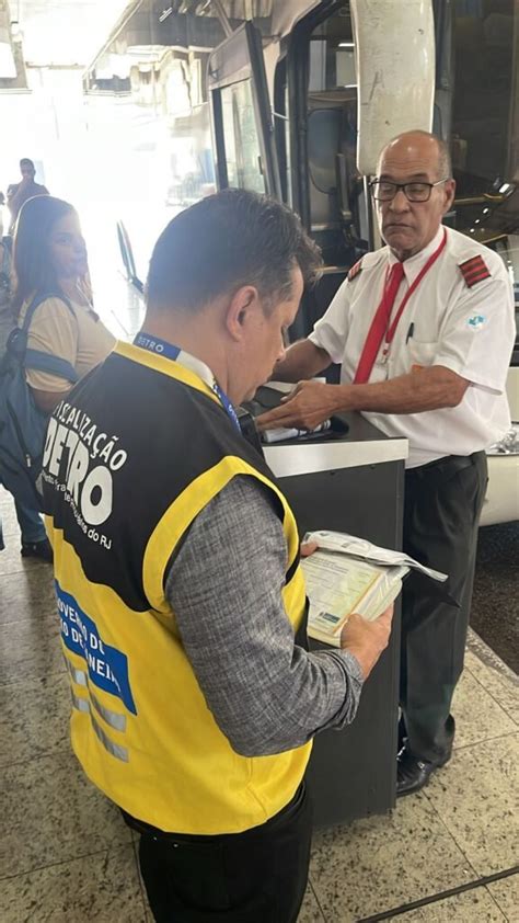 Megaoperação do Detro RJ registra mais de 120 autos de infração em