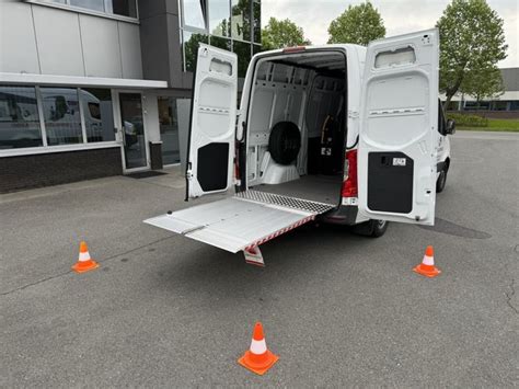 Dhollandia New Van Lift With Foldable Platform