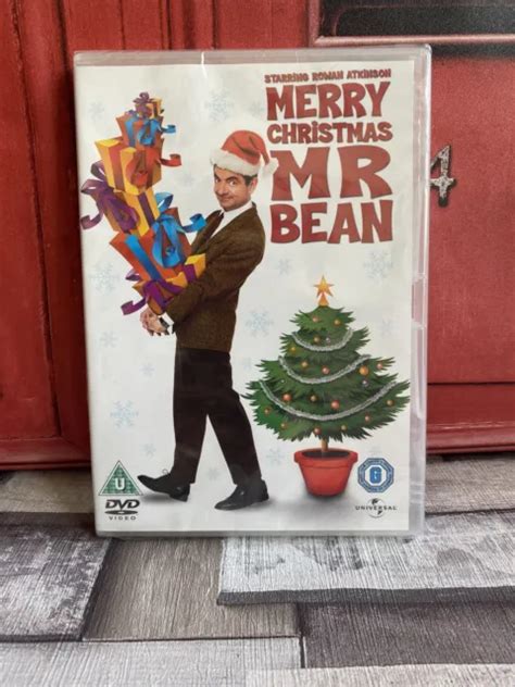 MERRY CHRISTMAS MR Bean Starring Rowan Atkinson Dvd Universal New 2 90