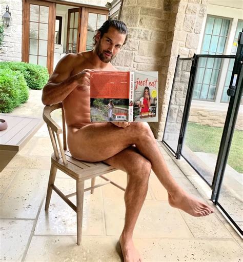 Elizabeth Hurley Shares Naked Photo With Shoutout To Billy Ray Cyrus