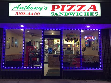 Gallery Anthonys Pizza