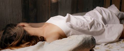 Nude Video Celebs Marilyn Castonguay Sexy Point De Mire