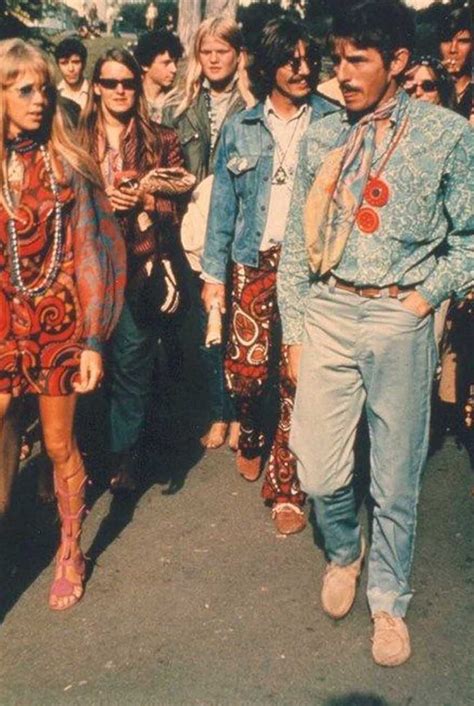 Stunning Photos Depicting The Rebellious Fashion At Woodstock 1969