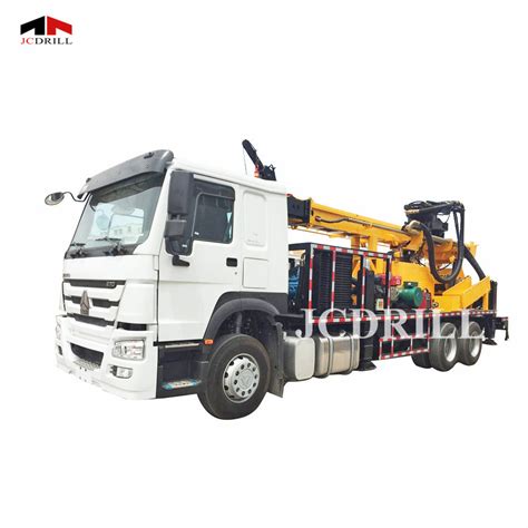 600 Deep Hole Truck Mounted Hydraulic Borehole DTH And Muddy Drilling