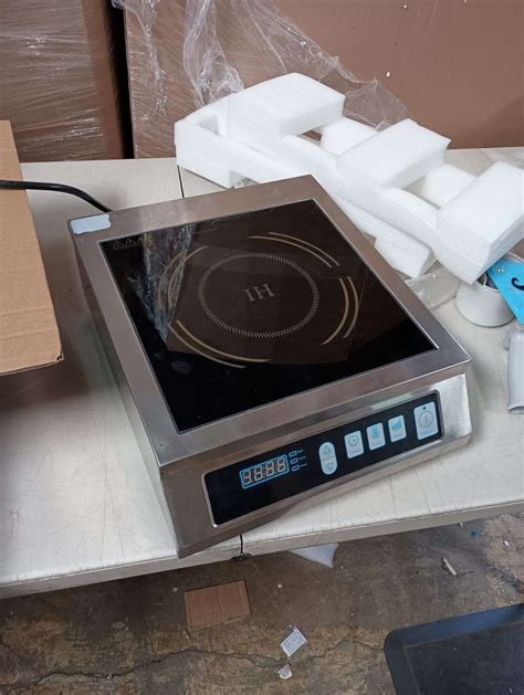 Photo For Reference Only 3500w Commercial Induction Cooktop Portable Electric Countertop