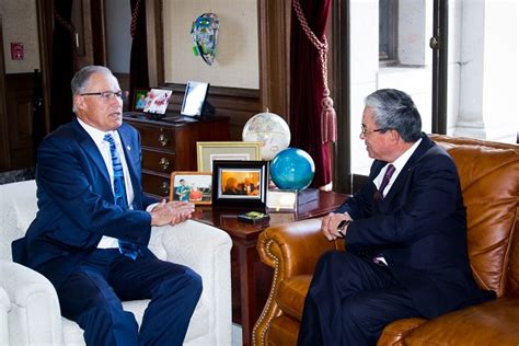 Ambassador Pham Quang Vinh Visits Washington State Embassy Of The