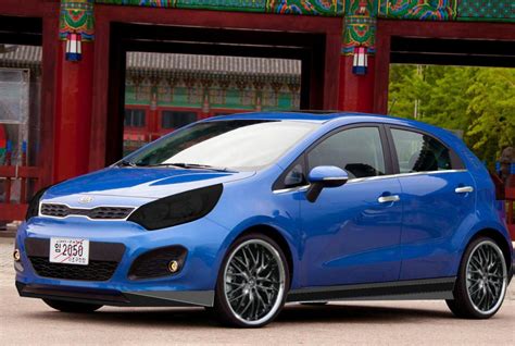 KIA Rio Hatchback Photos and Specs. Photo: KIA Rio Hatchback reviews ...