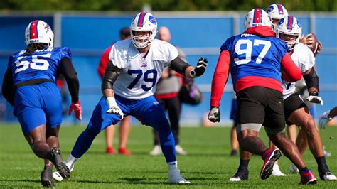 Photos Buffalo Bills Training Camp Day