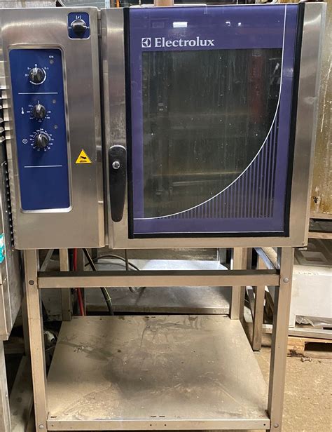 Electrolux Crosswise Convection Oven With Huimiditysteam And Floor