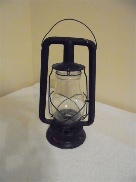 Antique Vintage Dietz Monarch Kerosene Lantern Antique Price Guide Details Page