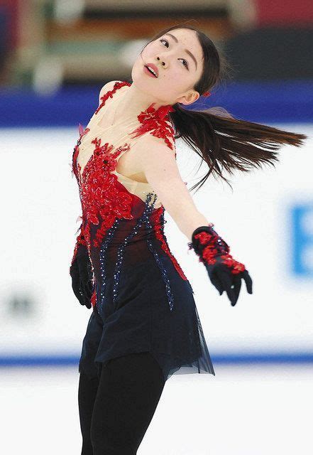 写真特集全日本フィギュアスケート選手権第1日25日 公式練習中日新聞Web Ice Skating Figure