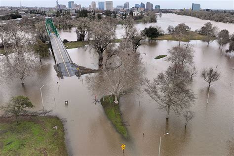 Catholic Agencies In California Organize Outreach Relief For Storm