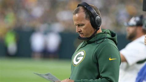 Sources: Packers fire defensive coordinator Joe Barry