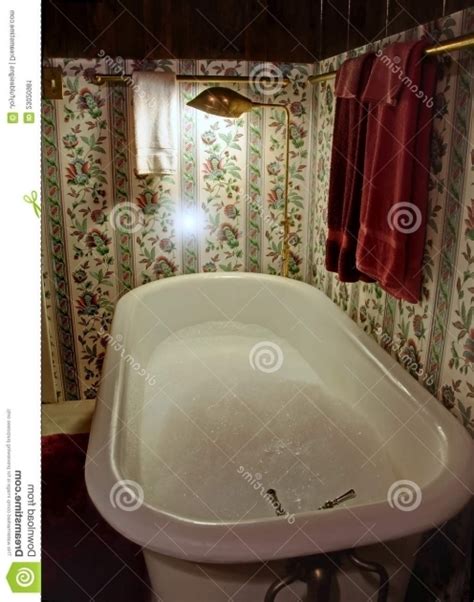 Fantastic Old Fashioned Bathtub Old Fashioned Bathtubs Roselawnlutheran ...