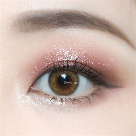 Korean Eye Makeup