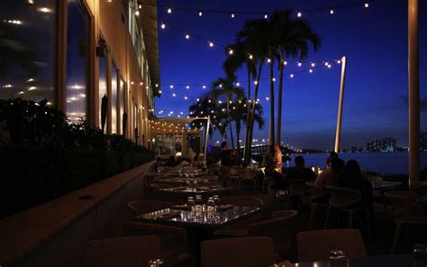 Rusty Pelican - Miami Restaurants