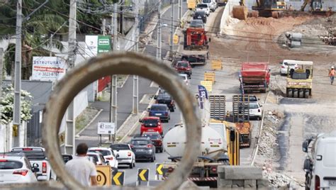 Prefeito Greca Promete Entrega De Trincheira Na M Rio Tourinho Para Abril