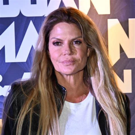 Makoke arranca el año enamorada de Óscar Ocaña y presumiendo de tipazo en bikini
